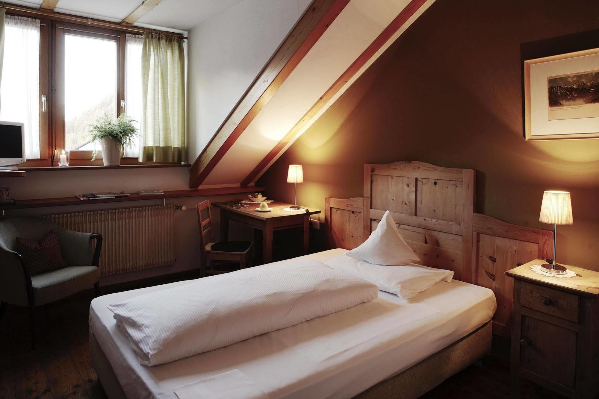 Goldene Rose Karthaus Hotel Senales Ngoại thất bức ảnh