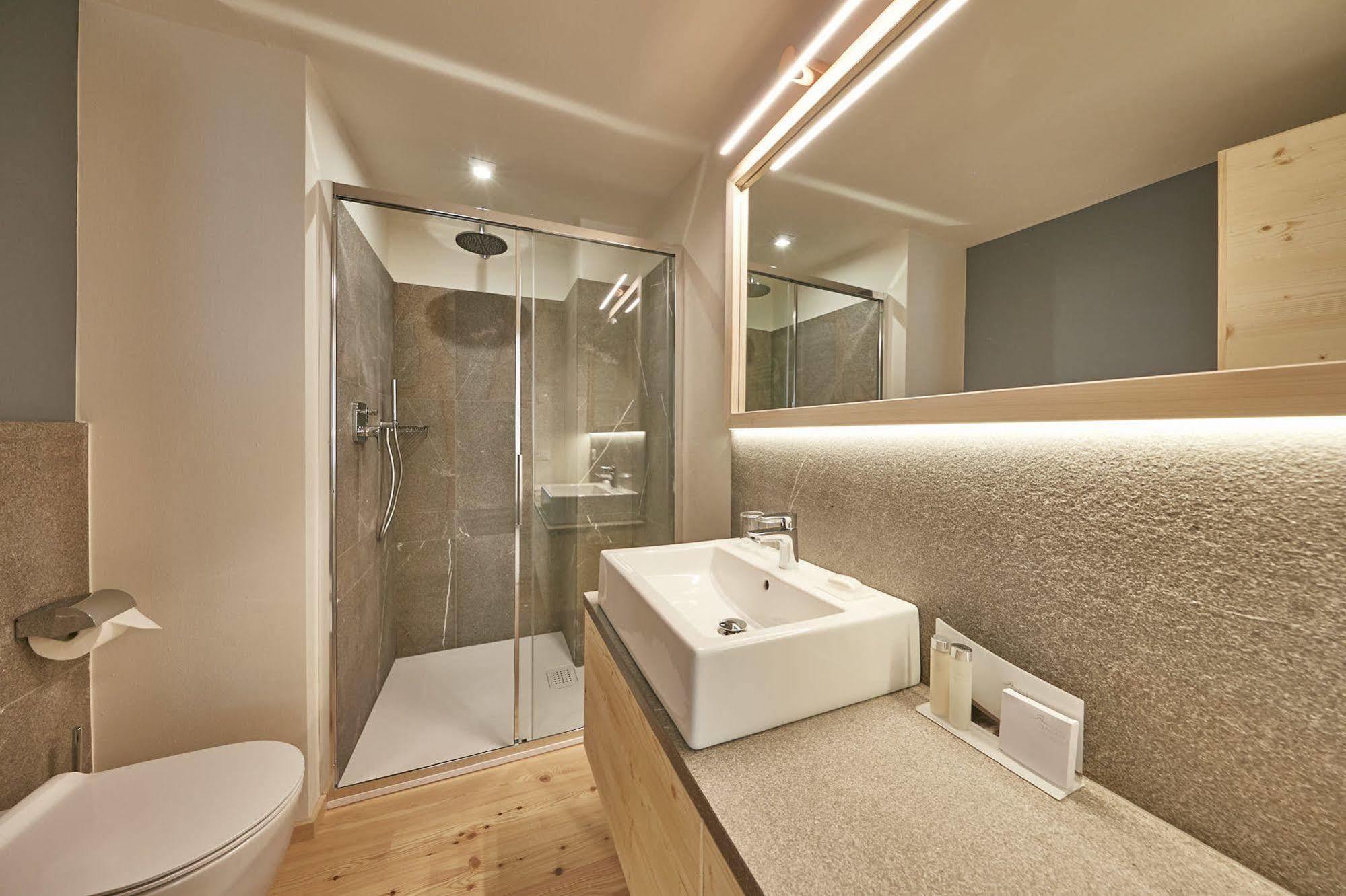 Goldene Rose Karthaus Hotel Senales Ngoại thất bức ảnh